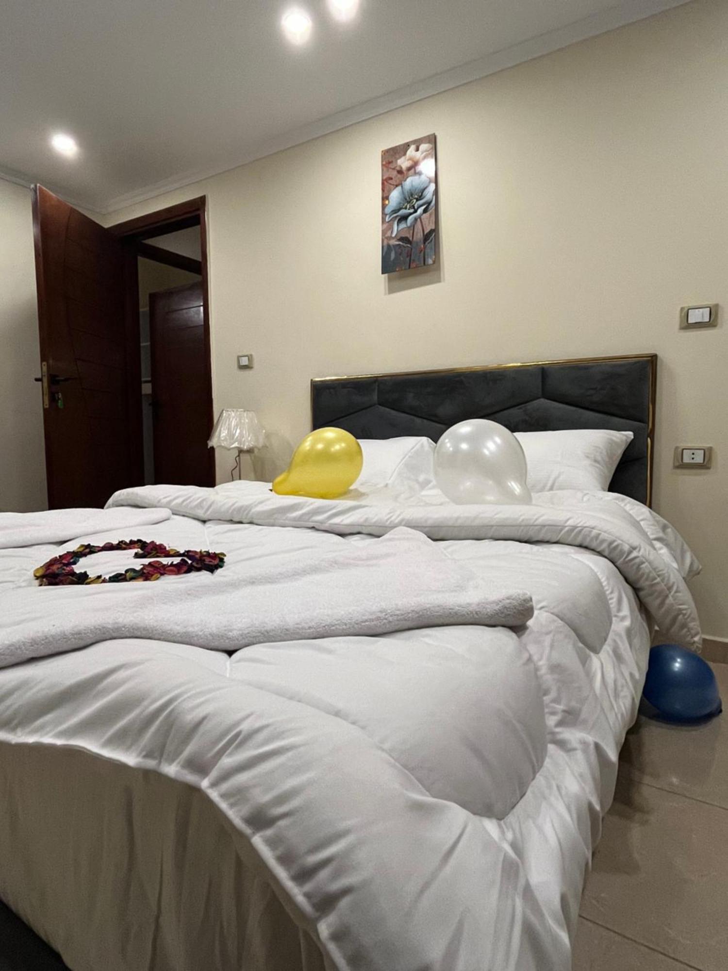 Pyramids Pride Inn Kafrat al Jabal Exterior photo