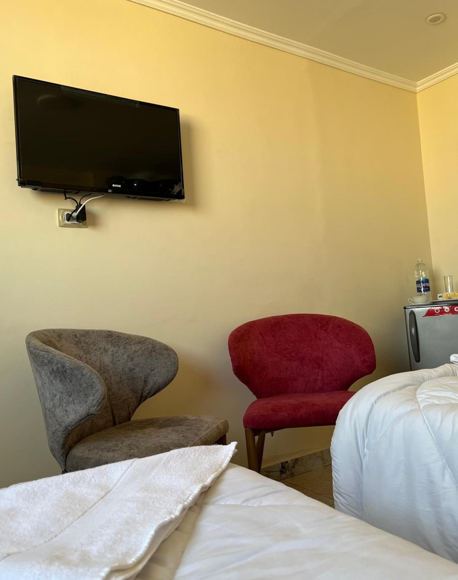 Pyramids Pride Inn Kafrat al Jabal Exterior photo